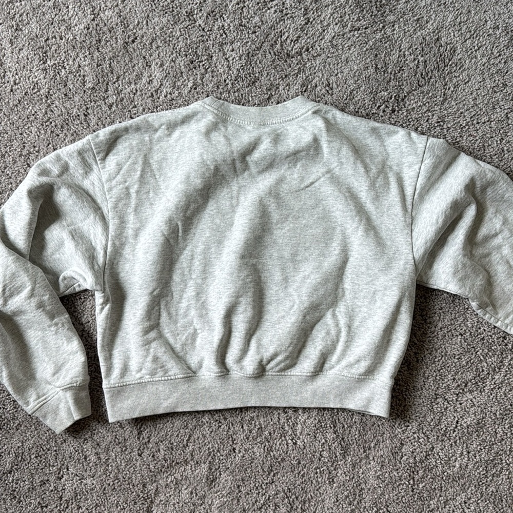 Sporty and Rich Wellness Cropped Ivy Crewneck Sweatshirt - Picture 4 of 4